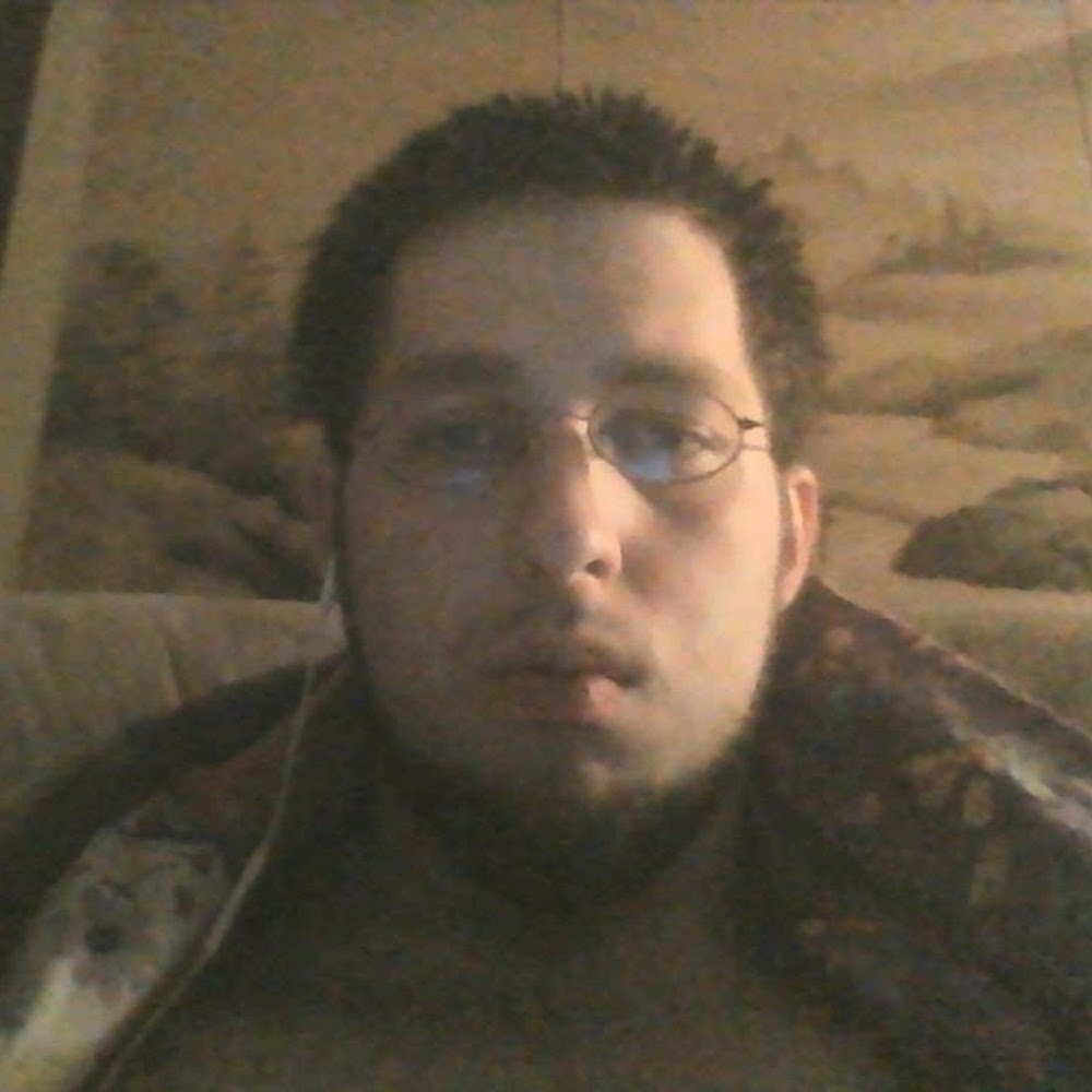 Meet your Posher, Dustin